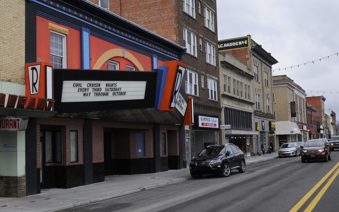 Bluefield Daily Telegraph – Renaissance Theater aims to open doors to public again in 2021